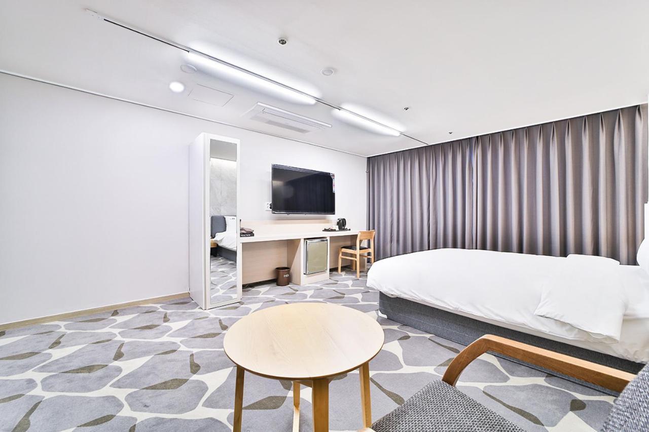 Hotel Haydn Busan Exterior photo